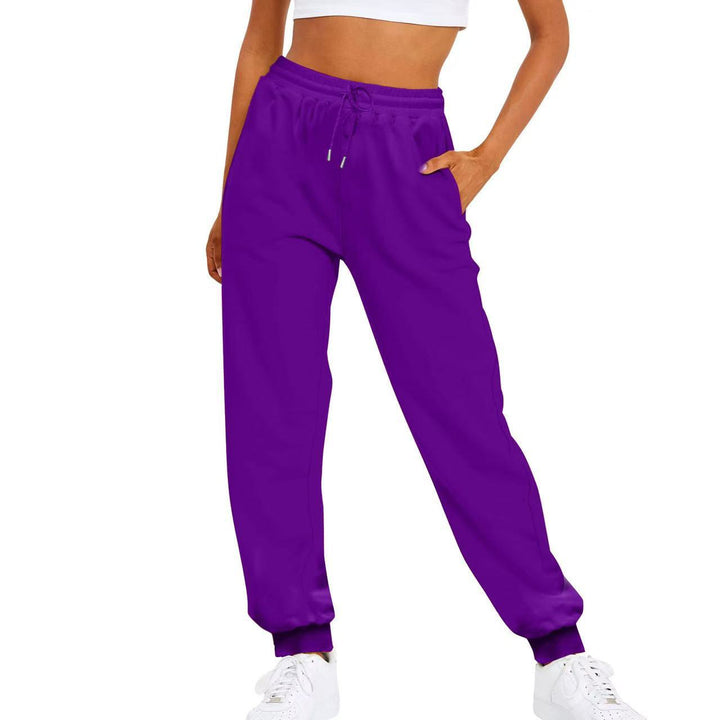 Women's comfortable jogging pants with elastic waistband and side pockets Chic & Stil