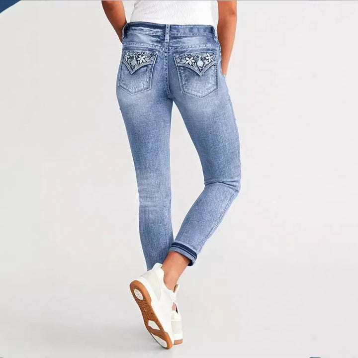 Women Slim Ankle Jeans with High Waist, Sculpting Stretch and Subtle Used Wash Amarae