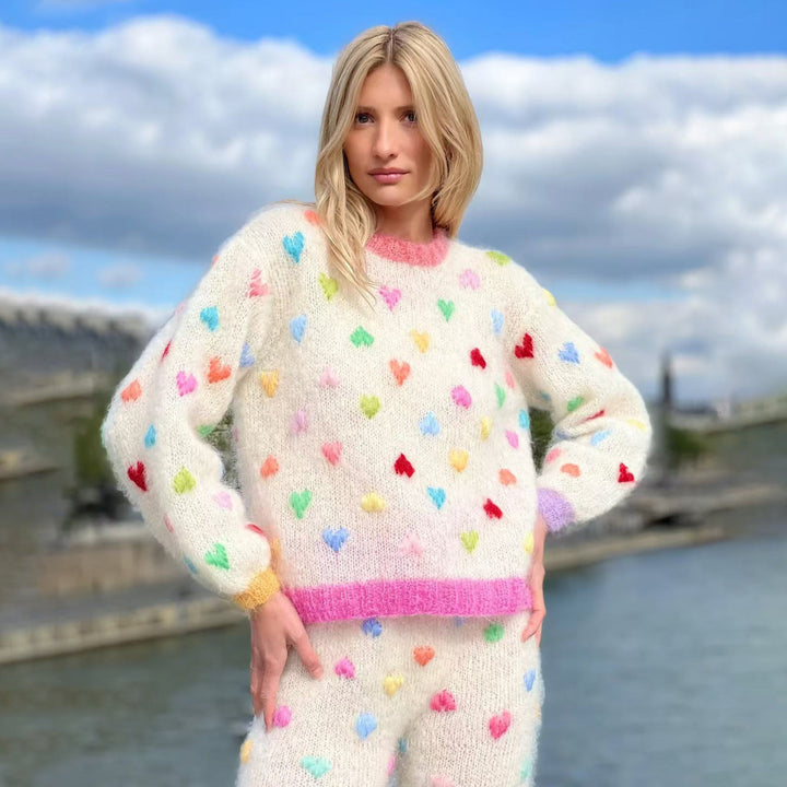 Women's sweater with colorful heart-shaped appliqués and soft material Lune London