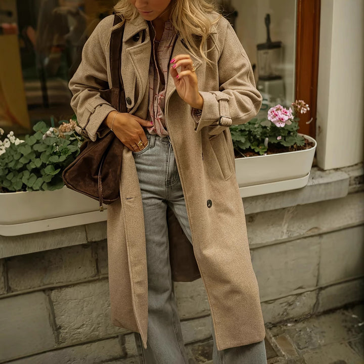 Elegant wool coat for women with practical belt Lune London