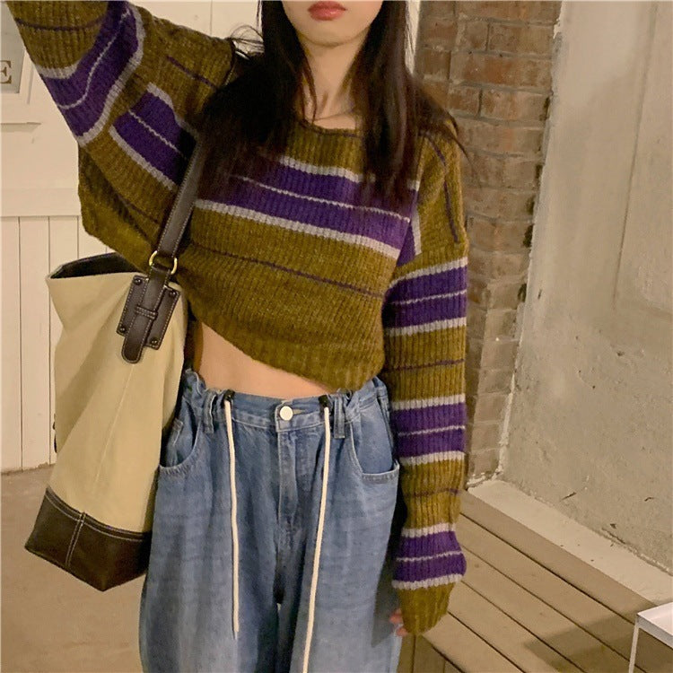 Short knit sweater for women with horizontal stripe pattern Lune London