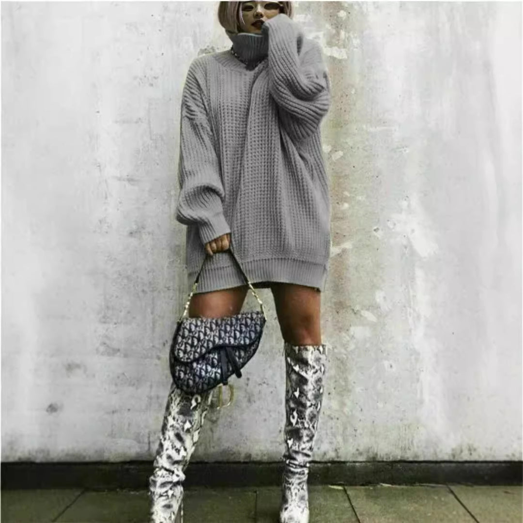 Oversized knitted sweater for women with high collar and oversized fit Lune London