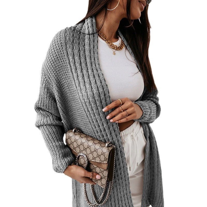 Ladies Chunky Knit Cardigan with Elegant Chic Structure and Style