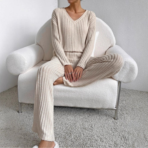 Amarae comfortable striped lounge set for women