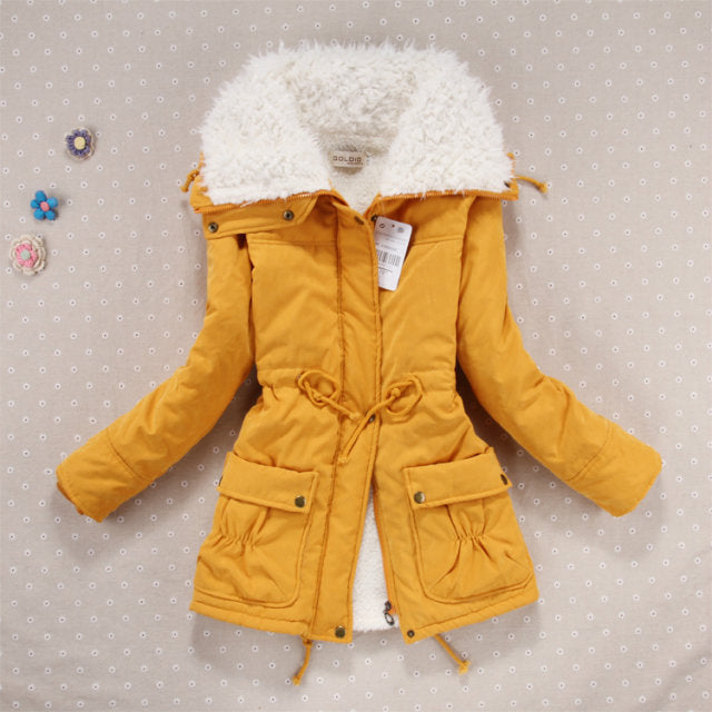 Casual quilted jacket for women with cozy lining and adjustable drawstring waist Lune London