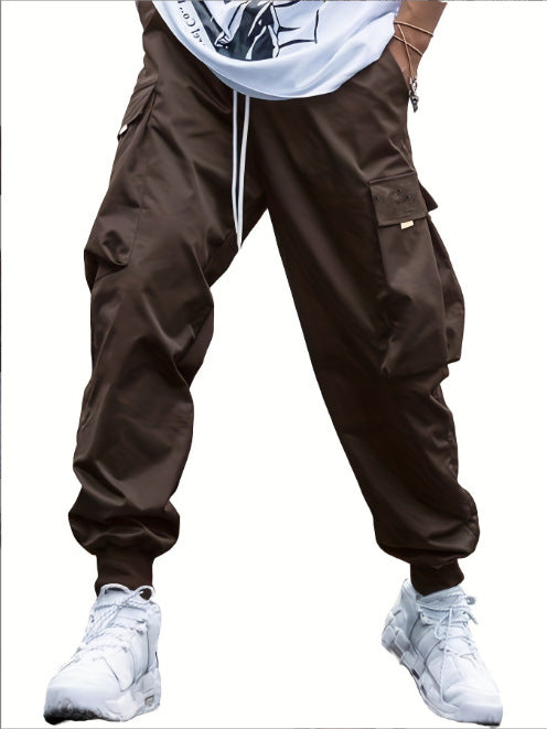 Casual utility pants for men with practical pockets and elastic waist Lune London