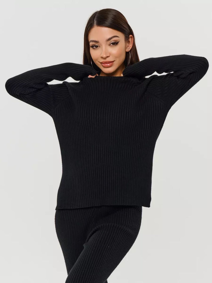 Women's ribbed knit pullover with a relaxed fit and a wide collar Lune London