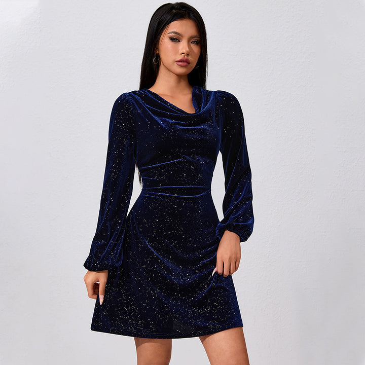Robe en velours élégante pour femmes avec accents scintillants Chic & Stil