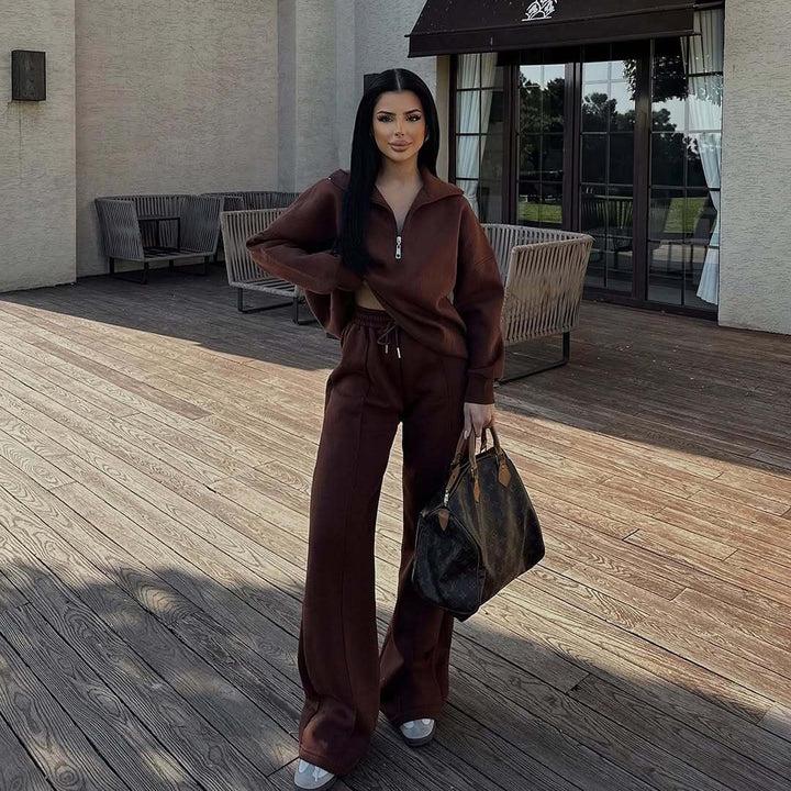 Ladies oversized sweatshirt and chic jogging set