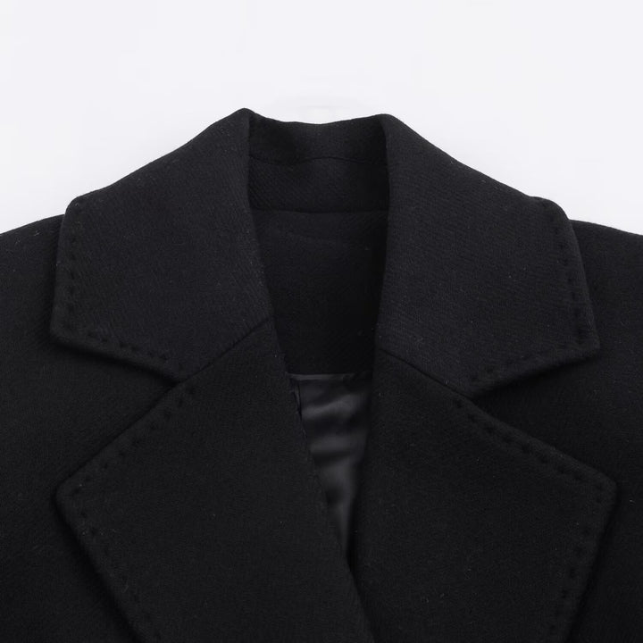 Women's wrap coat made of wool blend with belt at the waist and large patch pockets Amarae