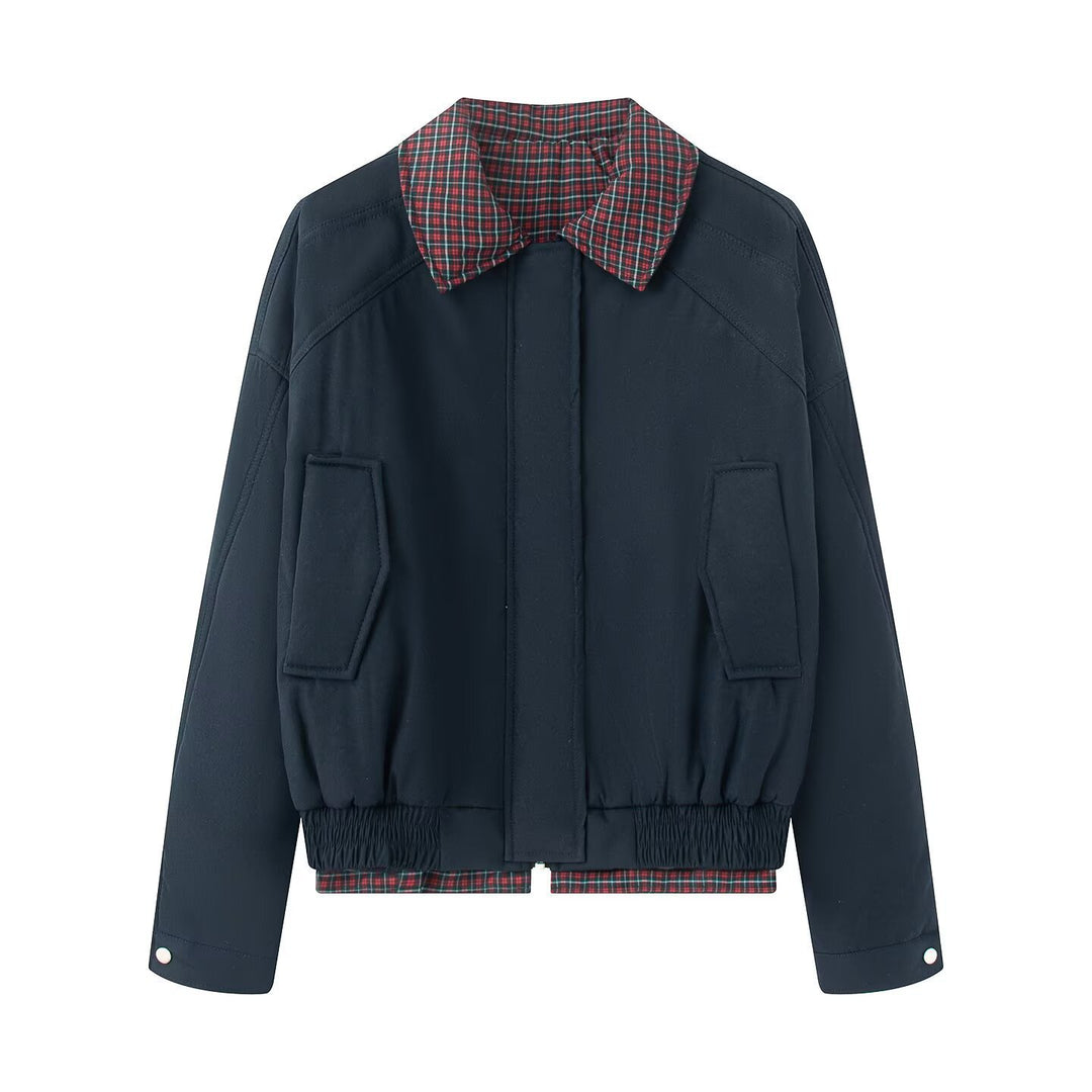Trendy transition jacket for women with check collar and practical flap pockets Lune London