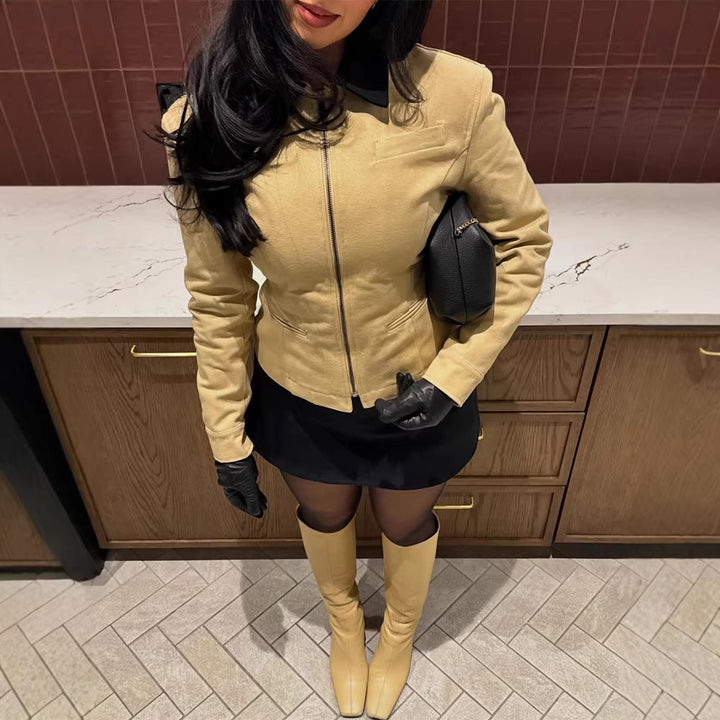 Women's short jacket with contrast collar and fitted silhouette Amarae