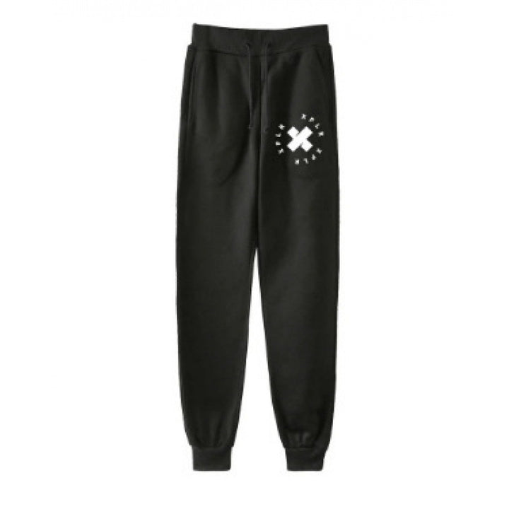 Women's jogging pants with practical cut and elastic waistband Lune London