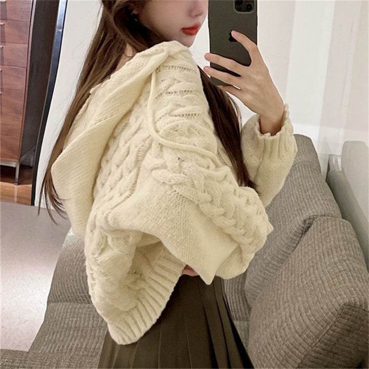 Poncho en tricot confortable pour femmes avec motif en câble Chic & Stil