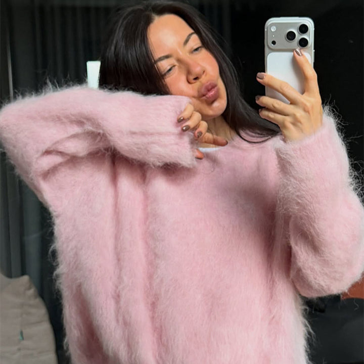 Women's Oversized Mohair Sweater with Fluffy Texture and Round Neckline Amarae