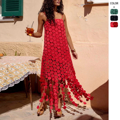 Maxi dress for women with a unique circular element and a flowy cut Chic & Stil