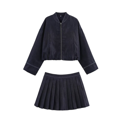 Women's cropped denim jacket in a casual bomber style with zipper Amarae