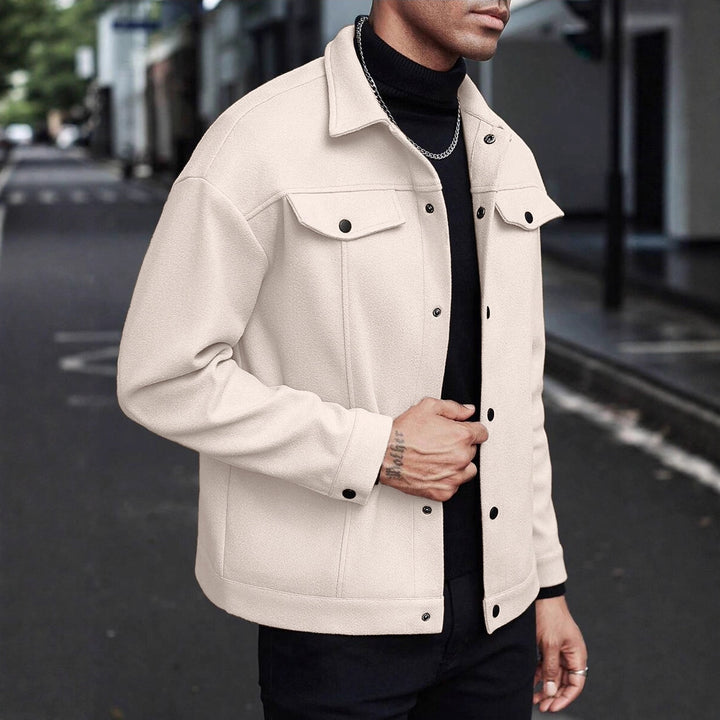 Trendy overshirt for men with practical pockets and snap closure Lune London