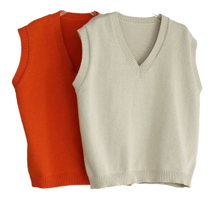 Women loosely cut sleeveless V-neck fine-knit vest with deep armhole and ribbed hem Amarae
