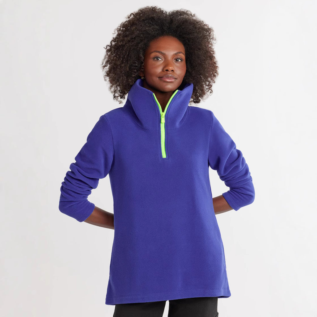 Fleece pullover for women with high collar and sporty zipper Lune London