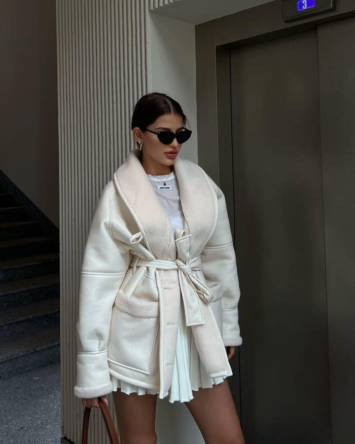 Oversized women's jacket with high-quality interior Lune London