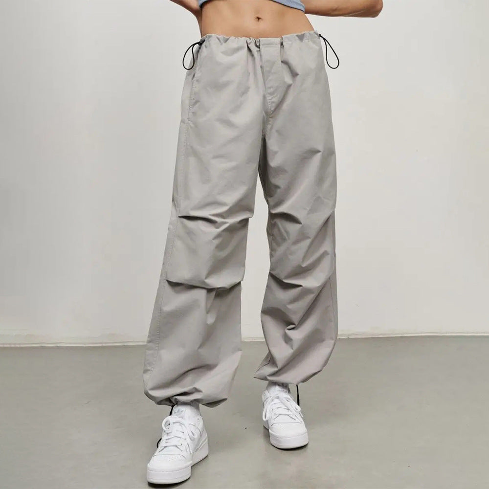 Pantalons de loisirs sportifs pour femmes avec taille ajustable et poches pratiques Chic & Stil