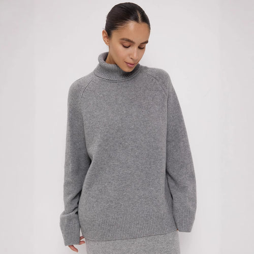 Pull femme confortable à col roulé en fine maille Chic & Stil