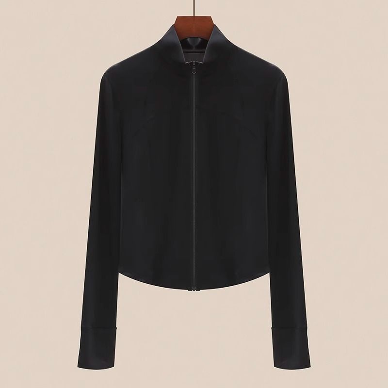 Veste décontractée sportive pour femmes avec col haut et zip intégral Chic & Stil