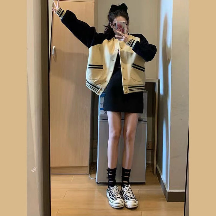 Women's Fashion Oversized College Jacket with Button Closure and Contrast Stripes Chic & Stil