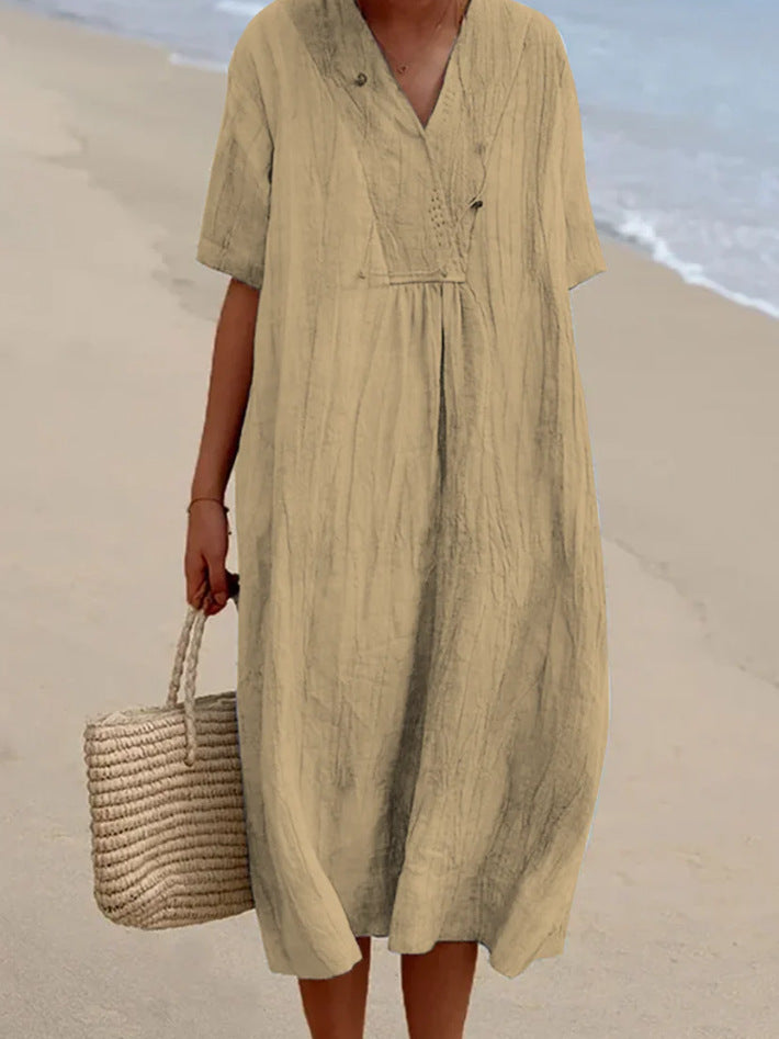 Casual midi dress for women with V-neck and comfortable short sleeves Lune London