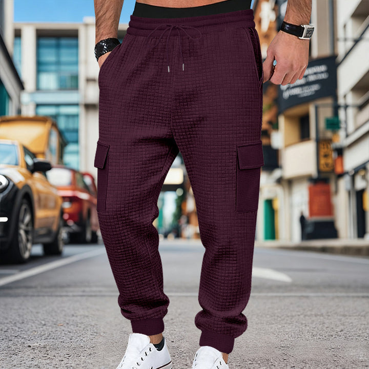 Cargo jogger pants for men with practical side pockets and elastic waistband Lune London