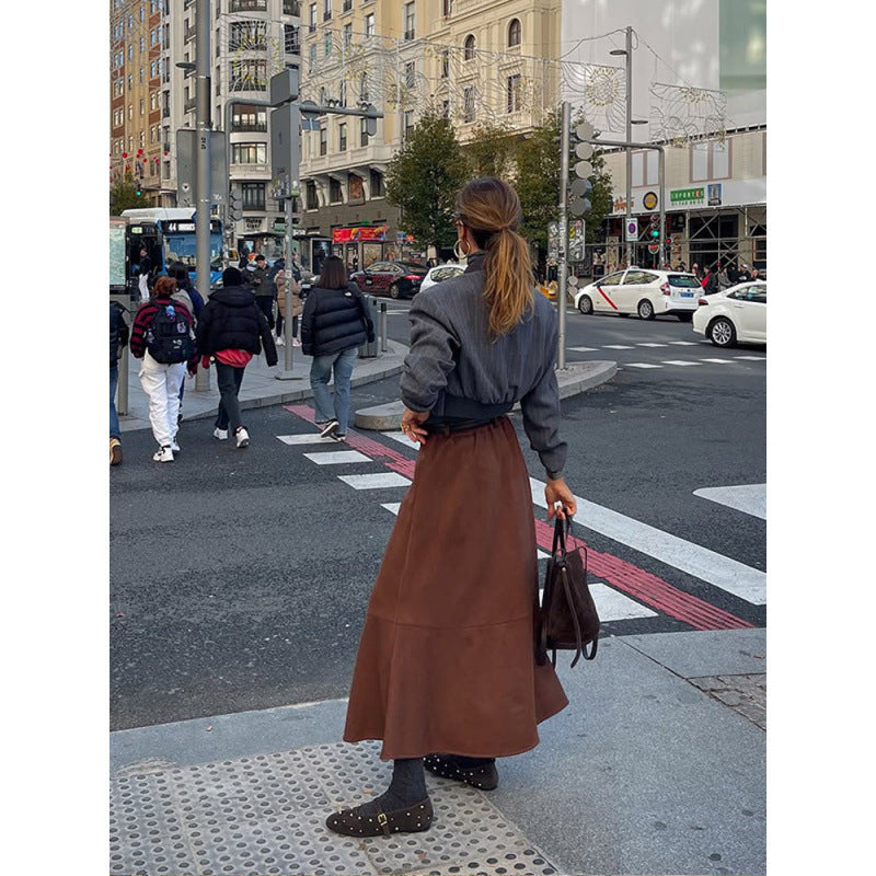 Short jacket for women with textured design and high collar Lune London