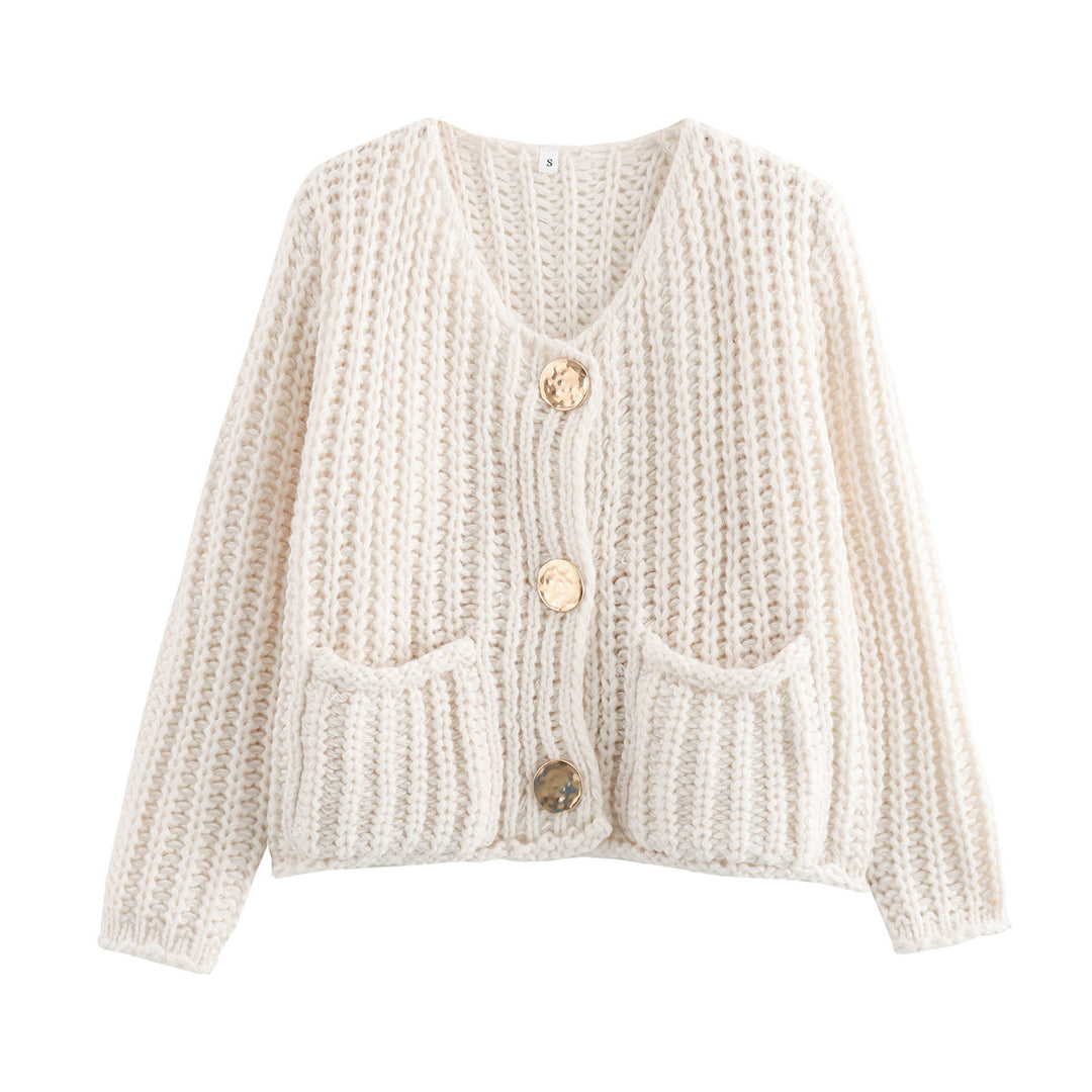 Ladies Sweatshirt in Knit with Large Buttons and Patch Pockets Lune London