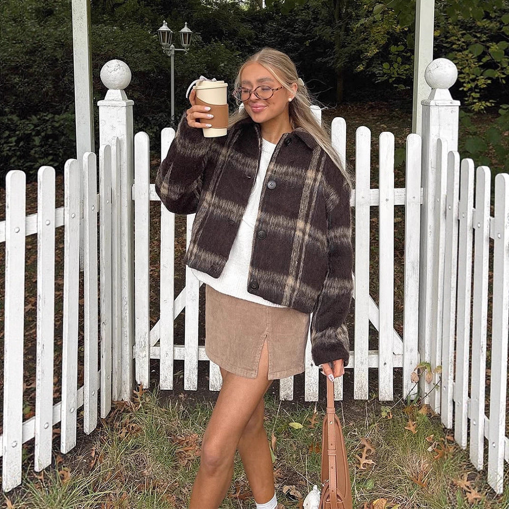 Women's short checkered bouclé jacket with boxy silhouette and button placket Amarae
