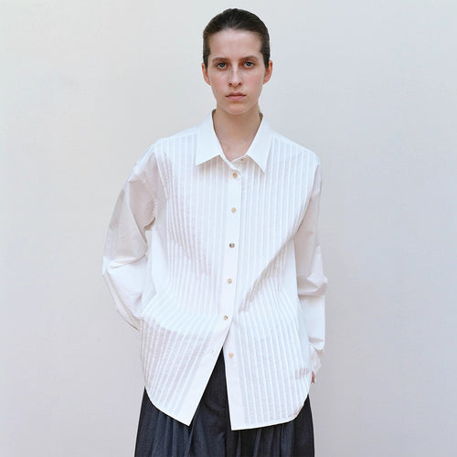 Chemisier léger pour femmes avec design texturé Chic & Stil