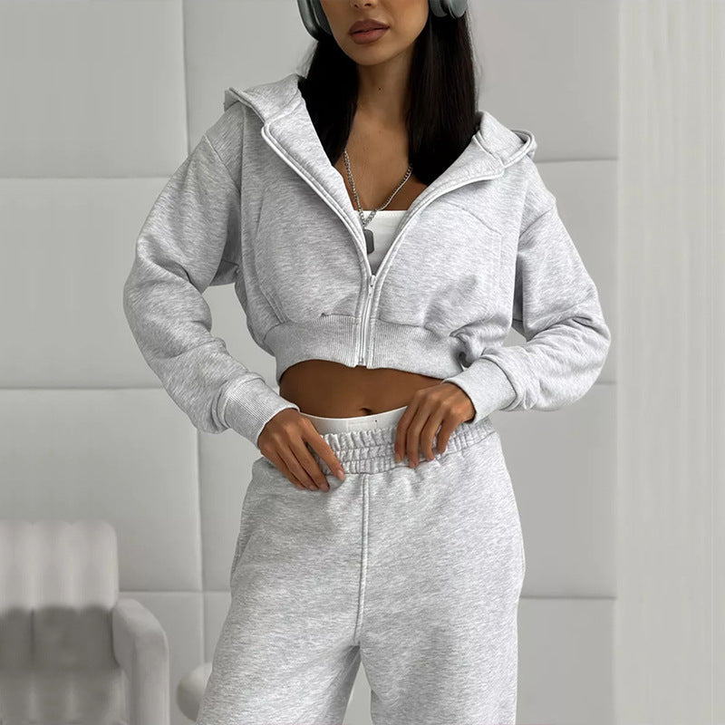 Lune London | Women's cropped sports jacket and loose jogger pants set