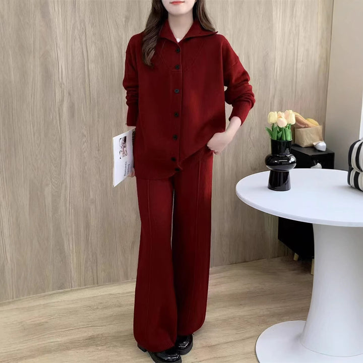 Ensemble tricot femme avec col haut et design à boutons Chic & Stil