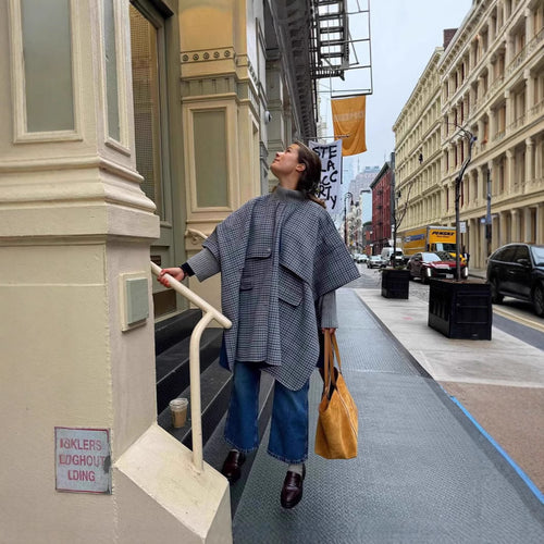 Trendy jacket for women with generous pockets and structured design Amarae