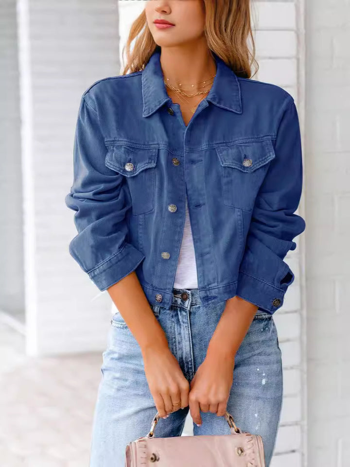 Veste en denim courte pour femmes avec coupe à la mode Chic & Stil