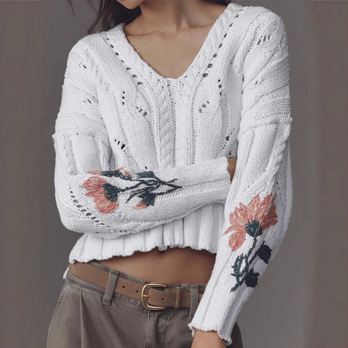 Knitted sweater for women with floral design and V-neck Amarae