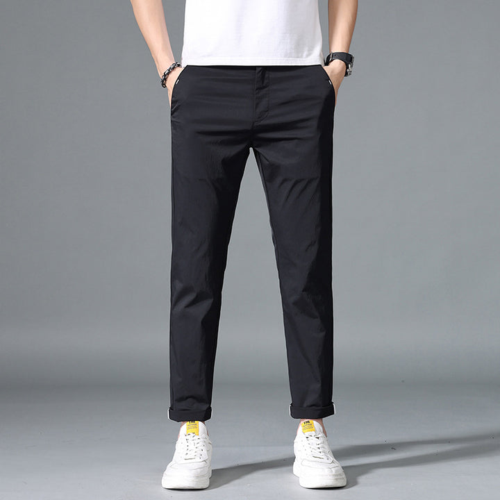 Trendy chino pants for men with elastic waistband and practical pockets Lune London