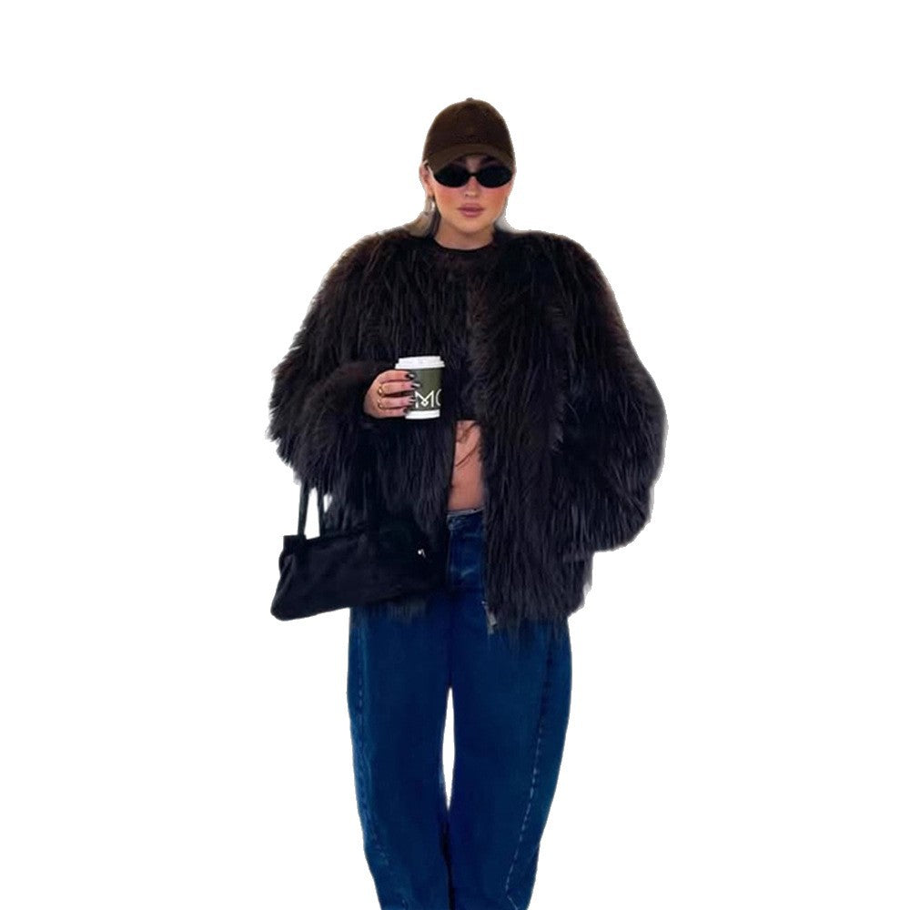 Ladies short jacket made of long-pile shaggy faux fur with hidden snap button placket Amarae