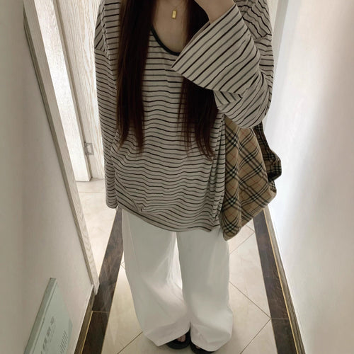Women's casual long-sleeve T-shirt with maritime striped pattern Chic & Stil