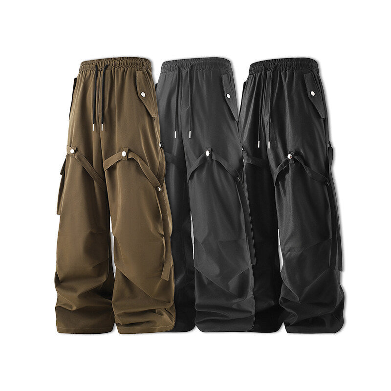 Modern utility pants for ladies with adjustable waist and practical pockets Lune London