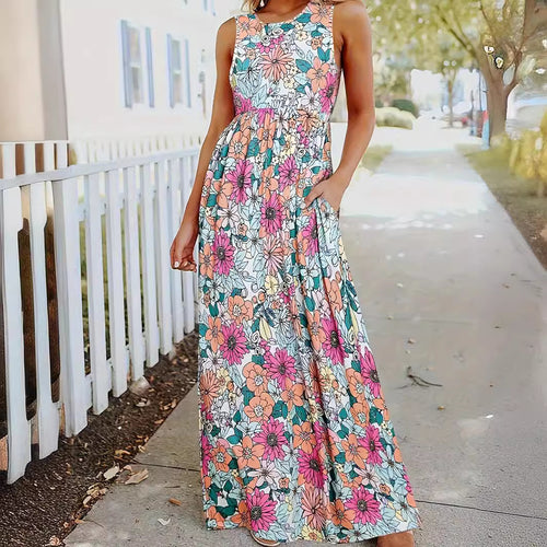 Women's maxi dress with floral pattern and practical pockets Amarae