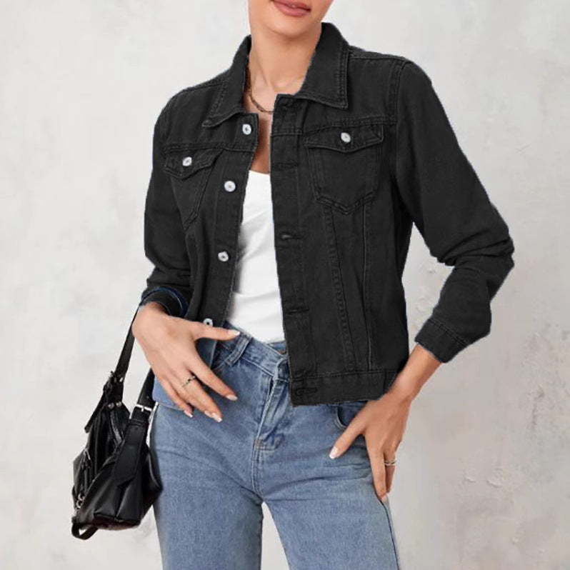 Veste en jean pour femmes au design classique et moderne avec silhouette cintrée Chic & Stil