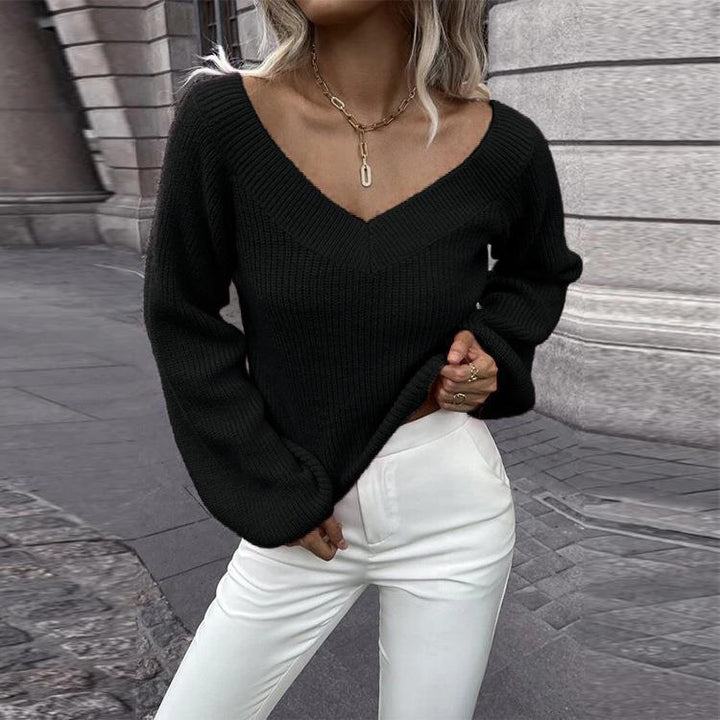 Sweater for women with deep V-neck and wide sleeves Lune London