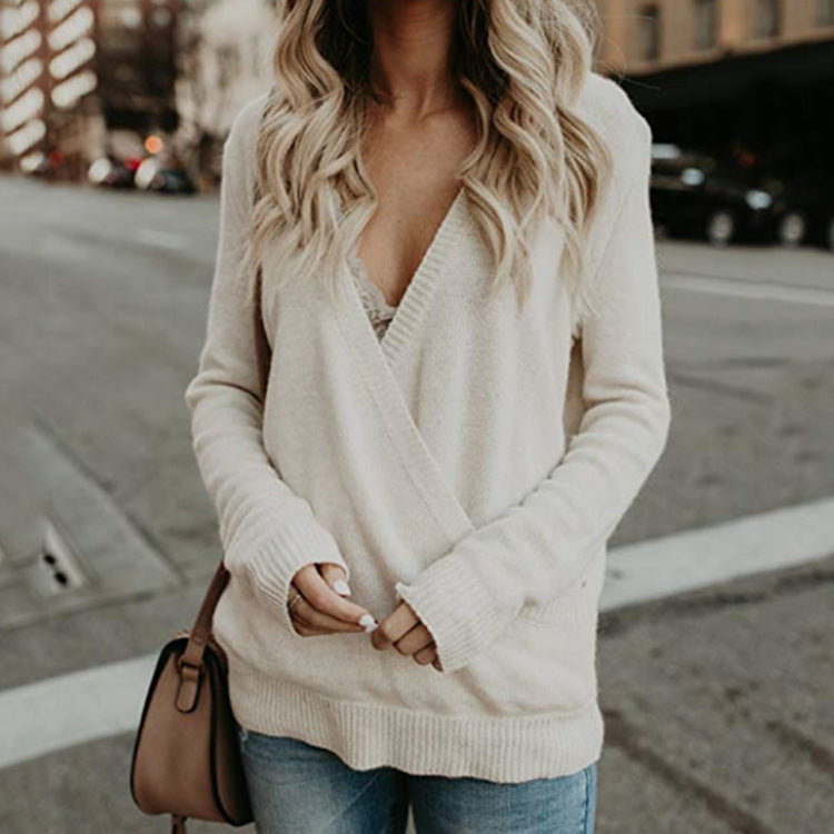 Knit sweater for women with V-neck casual fit Lune London