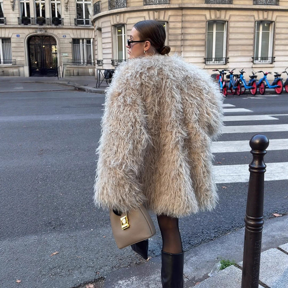 Women's Oversize Curly Faux Fur Coat in Shaggy Look Amarae