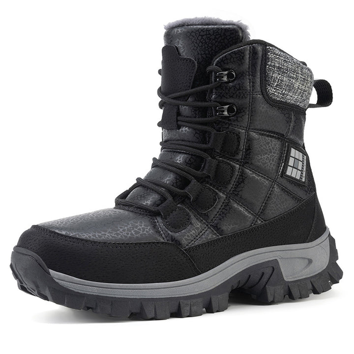 Winter hiking boots for women with non-slip sole and insulating inner lining Lune London